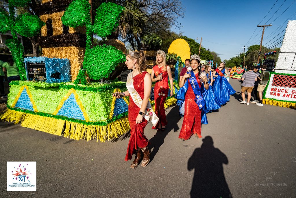 GALLERY Fiesta Flambeau